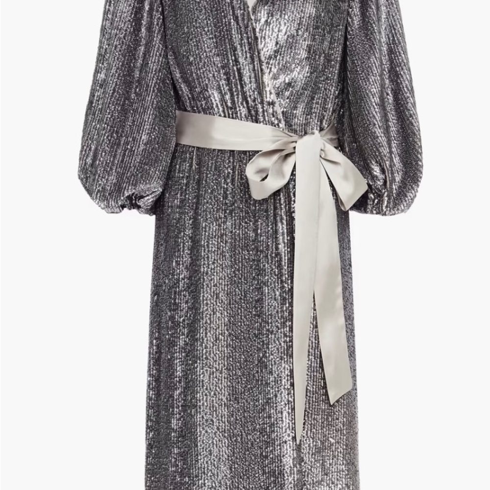 ALICE + OLIVIA
Anne belted sequined crepe de chine midi wrap dress, Size 8, NWT